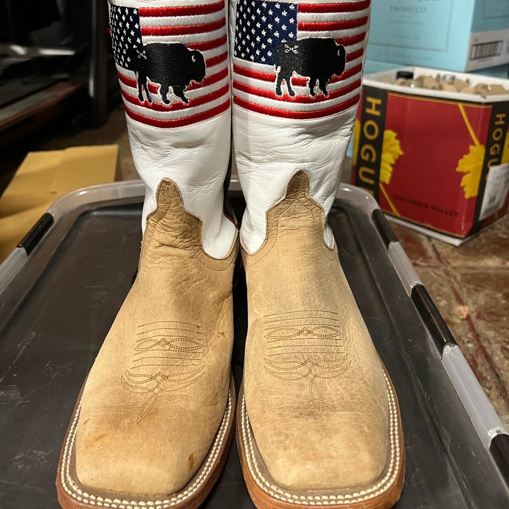 NWT Square Toe Anderson Bean Boots (short)
